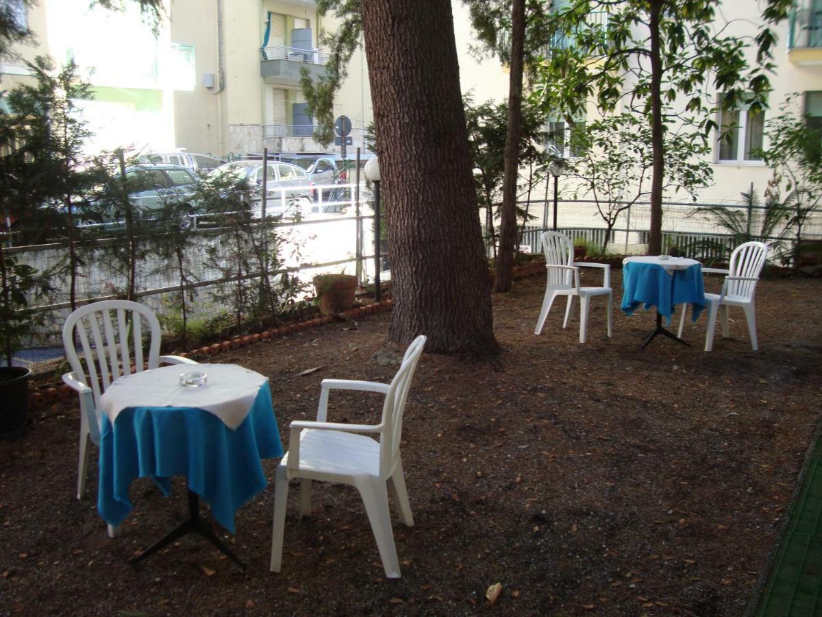 Hotel Olimpia Alassio Zewnętrze zdjęcie